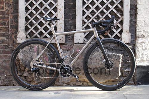 Seven Axiom SLX fiche technique et avis
